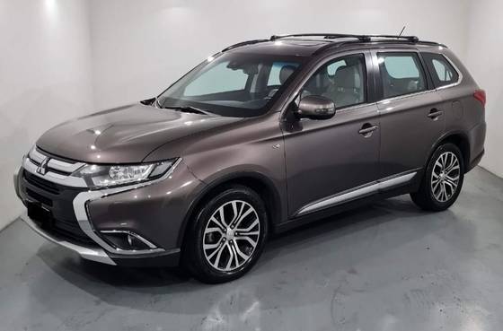MITSUBISHI OUTLANDER 3.0 GT 4X4 V6 24V GASOLINA 4P AUTOMÁTICO